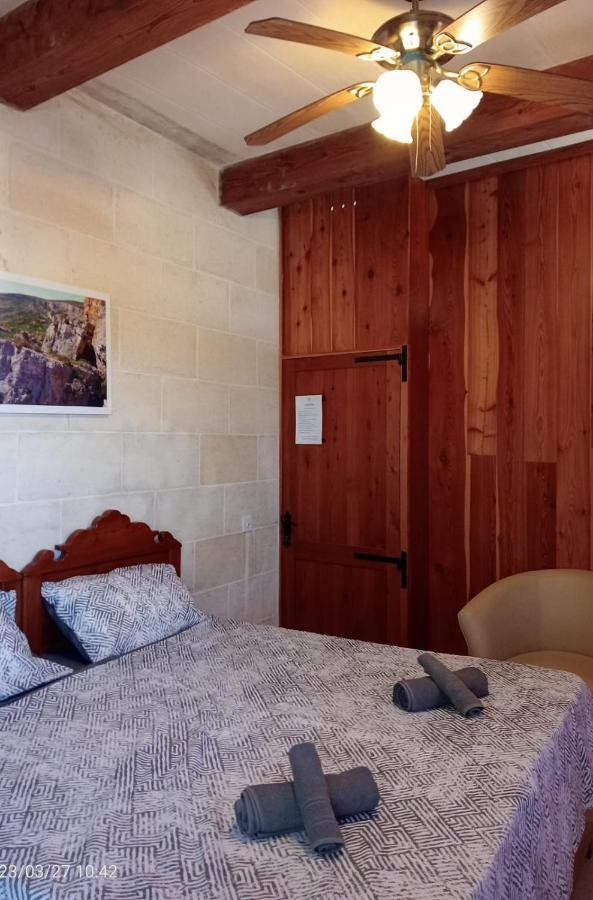 Bed And Breakfast "Selena" With Swim Pool Nadur Εξωτερικό φωτογραφία