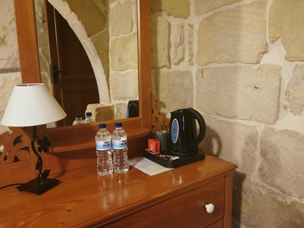 Bed And Breakfast "Selena" With Swim Pool Nadur Εξωτερικό φωτογραφία